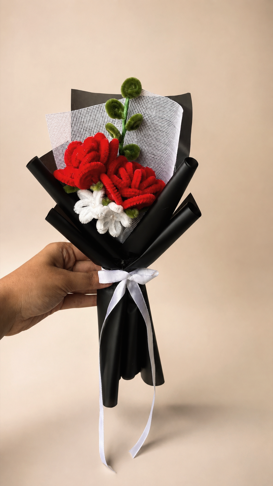 2 Roses & White bloom